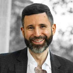 Portrait de Arnaud Touati